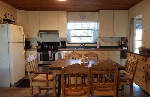 Lake Placid House | Lakefront getaway with white sand, clear water, gorgeous sunsets