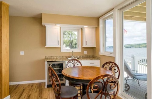 Conesus Apartment | Lakefront Sunrise Suite 2