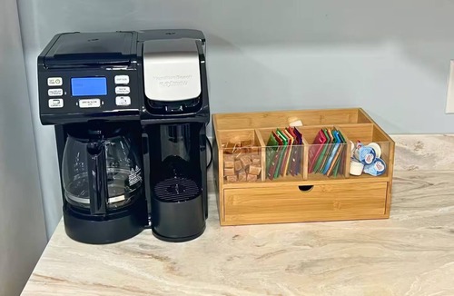 Hamilton House | Lakehouse - Hot Tub - Near Colgate - Grill + Coffee Bar