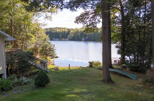 Torrance House | Lakeside Escape in Muskoka
