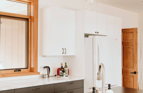 Bracebridge Cottage | Lakeside Haven (Your Cottage Retreat)
