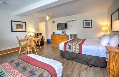 Haliburton Hotel | Lakeview Motel