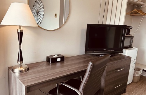 Kincardine Hotel | Lakeview Motel