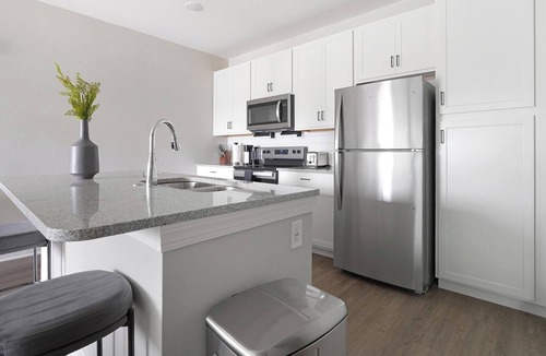Fort Myers Apartment | Landing | Amazing 1BD, Pool