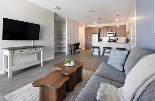Goodyear Apartment | Landing | Chic 1BD, Gym, Clubhouse