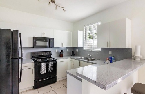 Homestead Apartment | Landing | Incredible 3BD, Pool