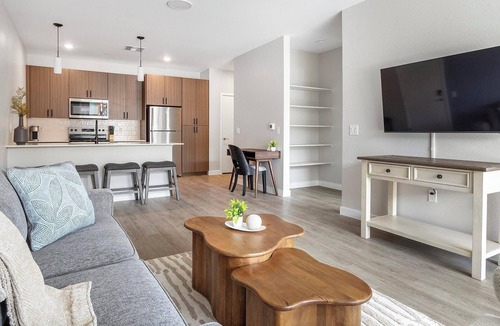 Goodyear Apartment | Landing | Modern 1BD, Clubhouse, Pool