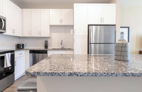 Southeast Orlando Apartment | Landing | Modern 1BD, Pool, Clubhouse
