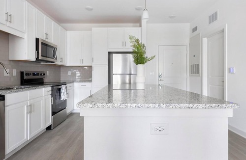 Northside Apartment | Landing | Spectacular 1BD, Gym, Clubhouse