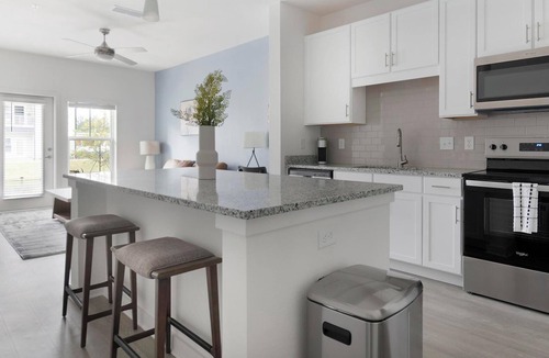 Northside Apartment | Landing | Spectacular 1BD, Gym, Clubhouse