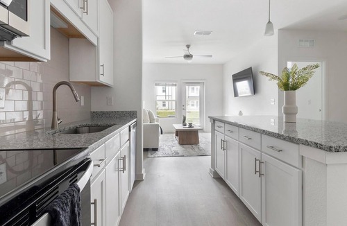 Northside Apartment | Landing | Stunning 1BD, Clubhouse, Gym