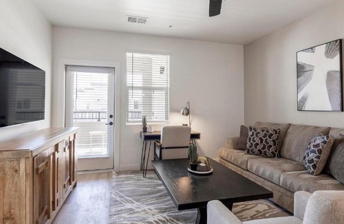 Casa Grande Apartment | Landing Stunning 2BD Clubhouse Gym