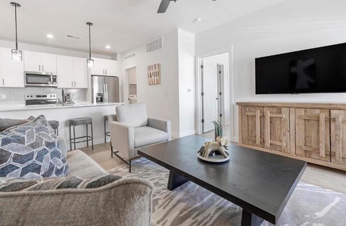 Casa Grande Apartment | Landing Stunning 2BD Clubhouse Gym