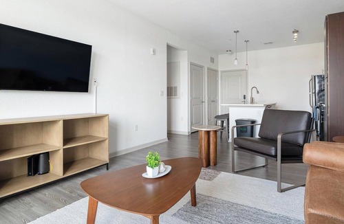 Fairvilla Apartment | Landing | Stylish 1BD, Clubhouse, Gym