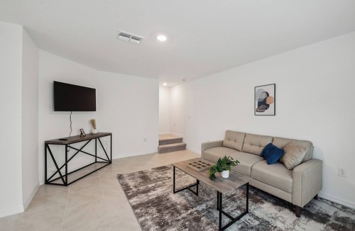 Port Charlotte Apartment | Landings at Westport 2007 l Gym l 3 Bd 2.5 Bt