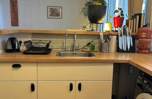 Saint-Fargeau Apartment | Large 2-room apartment in the 20th district of Paris