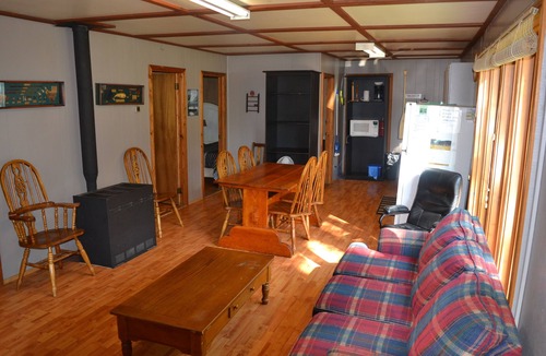 Marten River Cottage | Large 3 Bedroom Cottage on Private Lake in Marten River, ON - Olive the Lake Cottage #4