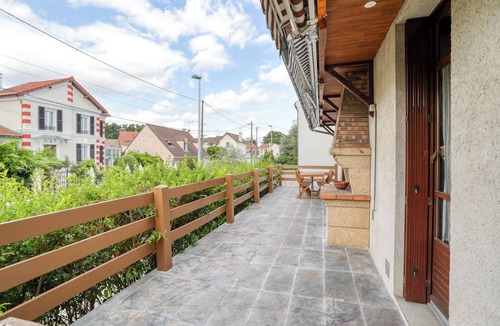 Aulnay-sous-Bois House | Large air-conditioned house - Paris, Villepinte ExpoPark, CDG, Asterix, Disney