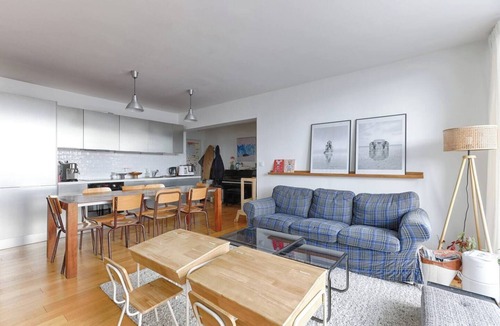 Flandres Apartment | Large apartment in the center of Paris. Ideal for families (10 people!)