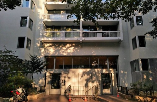 Flandres Apartment | Large apartment in the center of Paris. Ideal for families (10 people!)