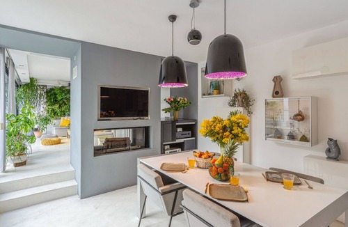 Chatillon Villa | Large villa with pool in Châtillon - Welkeys