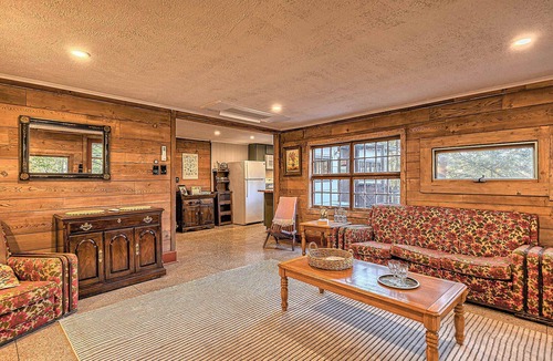 Ligonier Cabin | Laurel Hollow Cottage at Cliffwood Colony
