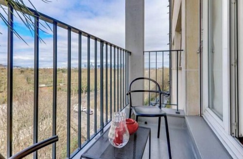 Villa Montmorency Apartment | Le Carrousel d'Auteuil - Sophisticated and Bright