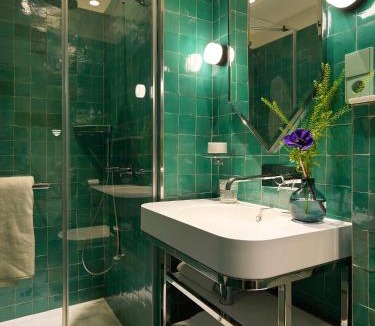 Epinettes Hotel | Le Katorze Hôtel