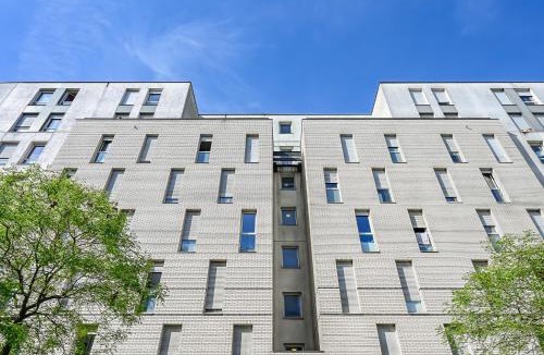 Rosny-sous-Bois Apartment | Le Luna - Studio - Near Paris - RER E - Metro 16