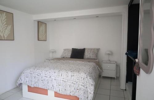 Montry Apartment | Le Refuge à 8min Disneyland - Parking - 6 personnes