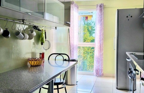 Bobigny Apartment | Le Riad, spacious apartment in Bobigny