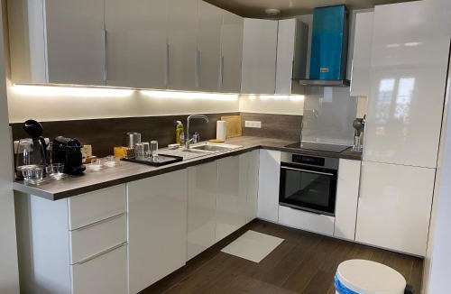 Charenton-le-Pont Apartment | Le Roofound - Porte de Paris - Métro à 5min - Entrée personnelle