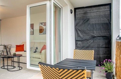 Montreuil Apartment | Les ailes du vent - 10min Paris - Parking