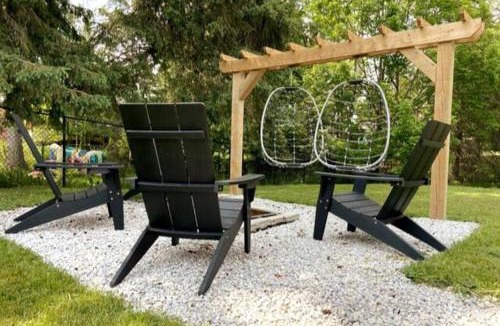 Owen Sound House | Little Blue Oasis