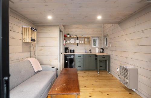 Chatsworth House | Little Cabin in the Pines