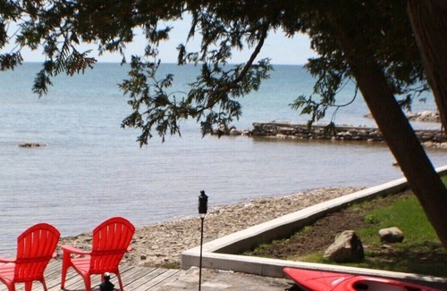 Northern Bruce Peninsula Cottage | Little Point, a classic lakeside cottage