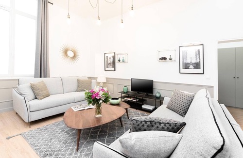 Saint-Vincent-de-Paul Apartment | LivinParis | Luxury 4 Bedrooms Montmartre