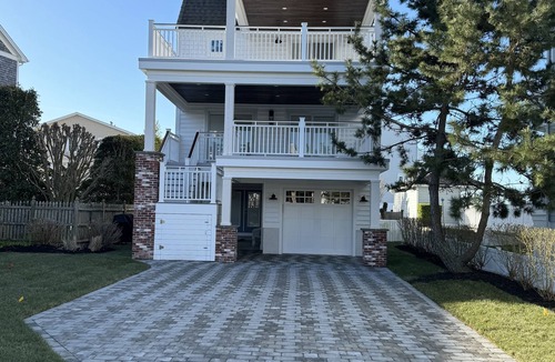 Admiral Estates House | Location Location Location Hear the waves & see Endless Beach Views in Cape May