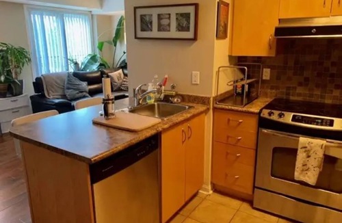 Beaconsfield Village House | Location Location Location!
