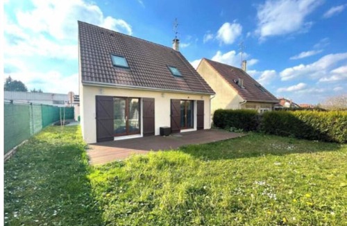 Lagny-sur-Marne House | Location Très Grande Maison Pour les JO Juillet et Août 2024