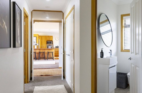 Kinloch House | Lochview Estate - peaceful and private, near Lake Taupo and Kinloch