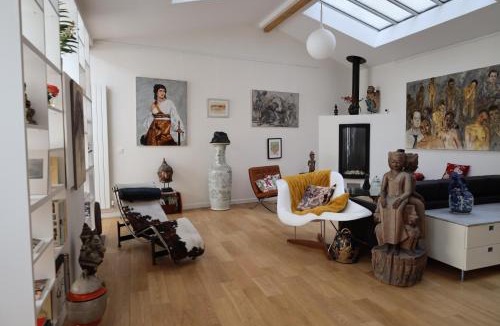 Clignancourt Apartment | Loft, atelier artiste Montmartre
