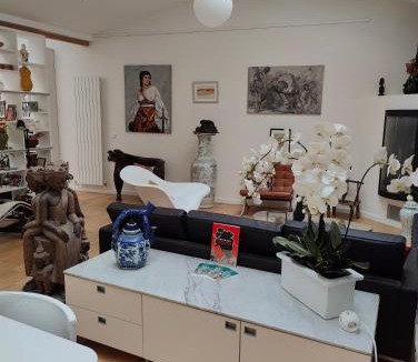 Clignancourt Apartment | Loft, atelier artiste Montmartre
