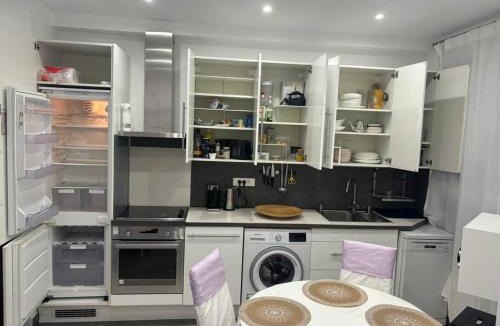Saint-Cloud Apartment | Logement entier : appartement - Saint-Cloud, France