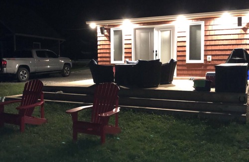 Sudbury Cottage | Long Lake Waterfront Cottage Retreat