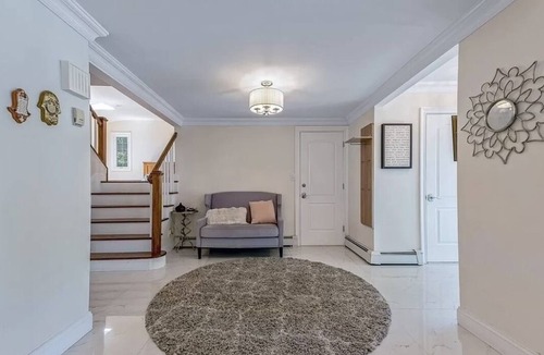 Merrick House | Look no further !