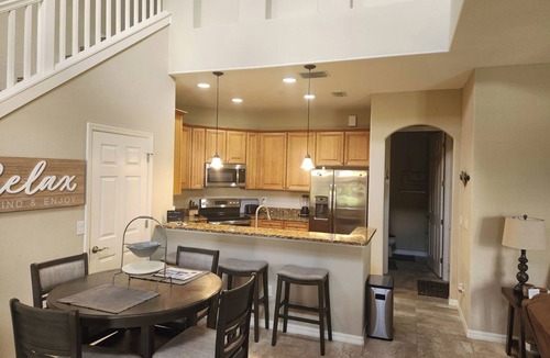 Fort Myers House | Looking for a Resort Feel? Waterfront Property!