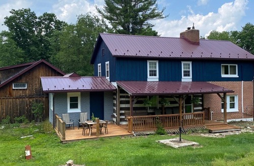Spring Mills House | Lost Dutchman Mountain Retreat - Main House