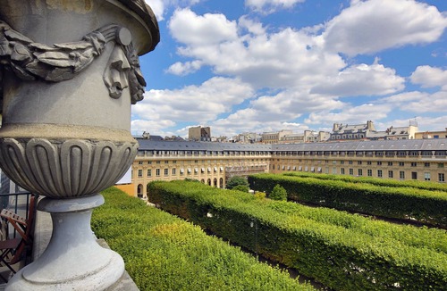 Palais-Royal Apartment | Louvre/Palais Royal Three Bedroom Duplex