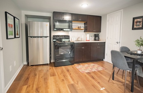 Homewood Condo | Lovely 1 bedroom! Near Samford, UAB & Downtown!